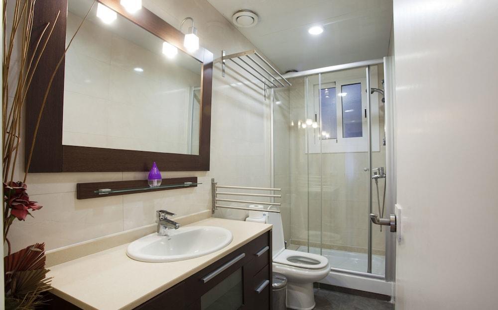 Hotel Espai Camp Nou 4*